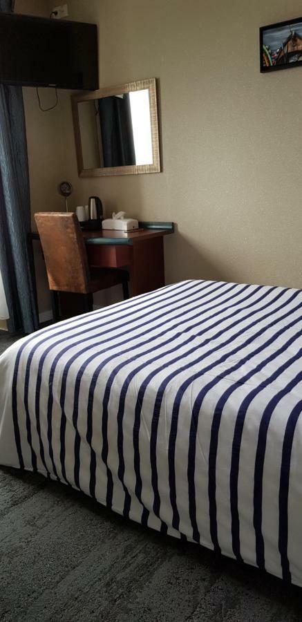 Les Ondines Hotel Saint-Guenole ภายนอก รูปภาพ